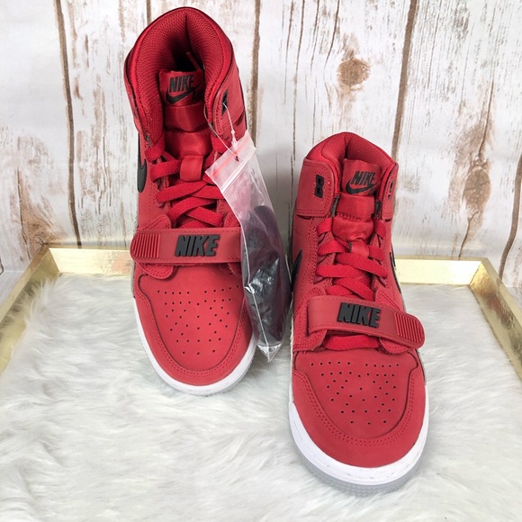 Nike Air Jordan Legacy 312 GS Toro 4.5Y - Picture 4 of 9